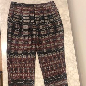Zara multcolor print silk-like pleat trouser pant